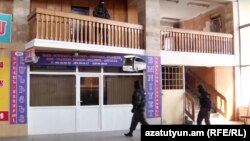 Հատուկ նշանակության վաշտի աշխատակիցները «Կիլիկիա» ավտոկայանում