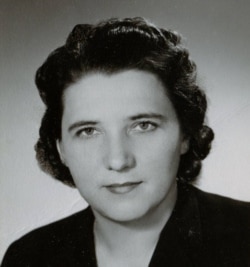 Ярослава Стецько (Ганна Музика) (1920–2003) – український політик, громадський діяч, керівник ОУН(б), голова Антибільшовицького блоку народів (АБН)