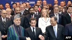 Ҳомиди Карзай, Никола Саркозӣ ва Бан Кӣ Мун ва дигар ширкаткунандагони конфронси Порис аз натиҷаи он розианд