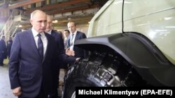 Ռուսաստանի նախագահ Վլադիմիր Պուտինը ԳԱԶ-ում, Նիժնի Նովգորոդ, 6-ը դեկտեմբերի, 2017թ․