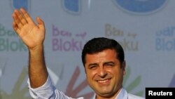 Салахиддин Демирташ. 2015-жылы тартылган сүрөт.