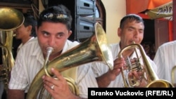 Guča - jubilarni 50. dragačevski sabor trubača 