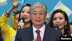 Қасым-Жомарт Тоқаев "Нұр Отан" партиясы съезінде. Нұр-Сұлтан, 23 сәуір 2019 жыл.