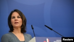 Якщо Росія буде постійно дестабілізувати Україну, Молдову, Грузію, «це зробить нас усіх уразливими», каже Анналена Бербок 