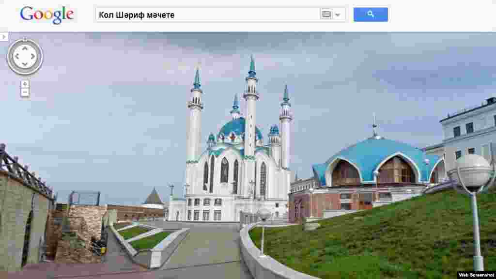 Татарстан. Старинная мечеть в центре Казани.