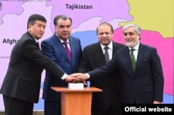 Маросими расмии ифтитоҳи сохтмони хати нерӯи барқи CASA-1000 рӯзи 12 майи соли 2016 баргузор шуд.