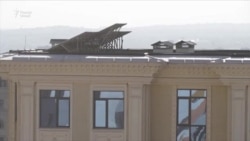 Ба бинокорон дастур додаанд, дар хонаҳо панелҳои офтобӣ гузоранд
