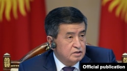 Сооронбай Жээнбеков.