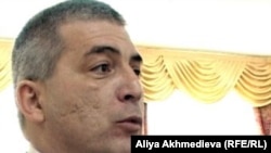 Общественный деятель Алик Газалиев. Талдыкорган, 5 января 2012 года.