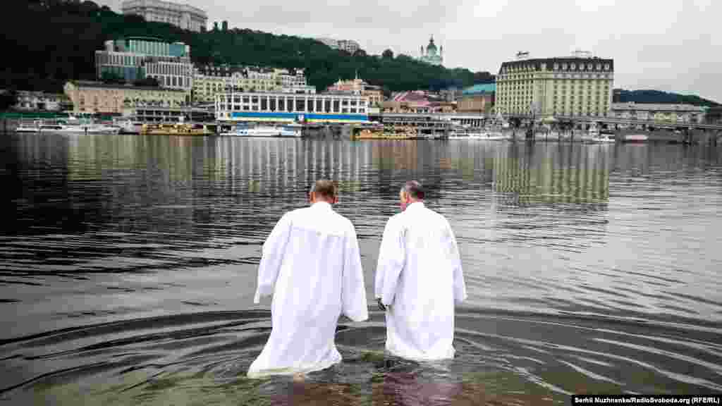 Святкова&nbsp;подія відбувалася у водах Дніпра