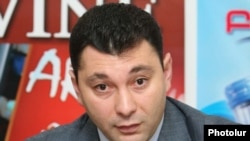 Секретарь парламентской фракции и пресс-секретарь Республиканской партии Армении Эдуард Шармазанов (архив)