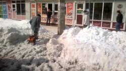 ДАІ не контролює машини, припарковані на проїжджій частині