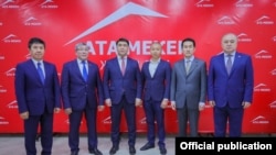 «Жаңы демге» бириккен саясатчылар. Архивдик сүрөт. 2020-жылдын 5-июну. 