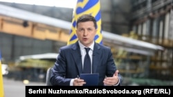 За тиждень до законспірованого візиту одного з найбагатших людей країни на Банкову Володимир Зеленський під час пресконференції саме проголошував курс на деолігархізацію