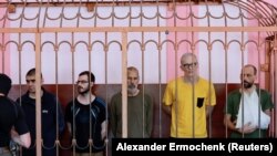 Напередодні стало відомо, що підтримувані Росією бойовики угруповання «ДНР» напередодні висунули «звинувачення» п’ятьом захопленим в Україні іноземцям у найманстві