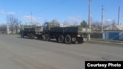 Військові машини, які завозять для «ДНР» з Росії (фото автора)