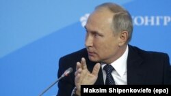 Ռուսաստանի նախագահ Վլադիմիր Պուտինը մասնակցում է «Ռուսական էներգետիկ շաբաթ - 2017» միջազգային համաժողովին, Մոսկվա, 4-ը հոկտեմբերի, 2017թ․