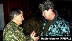 Нохчийчоь -- Инарла Баталов Апти (аьтт) къамел деш ву оьрсийн эпсарца Соьлж-ГIалара федералан эскарш арадовлучу муьрехь, 1996 шо