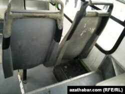 Jemgyýetçilik awtoulagynda, Aşgabat.