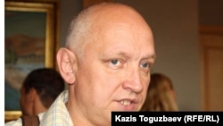 Лидер оппозиционной  партии "Алга" Владимир Козлов.