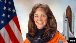 Эксперты гадают, как психически неуравновешанная Лиса Новак попала в элитный отряд астронавтов