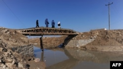 Demirgazyk Owganystan. Mazary Şerif. Illýustrasiýa suraty. Arhiwden alyndy