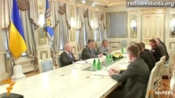 За кожне життя українських військових бойовики заплатять сотнями своїх – Порошенко