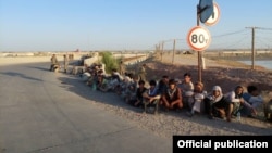 Оогандык аскерлер Тажикстанга качып киришти. Тажик-ооган чек арасы, 22-июнь 2021-жыл