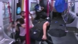 Протести в Гонконзі цими вихідними: побиття та барикади – відео