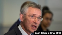 سرمنشی ناتو و سرپرست وزارت دفاع امریکا