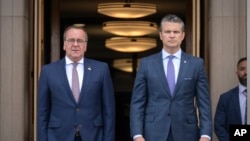 Boris Pistorius və Pit Heqset