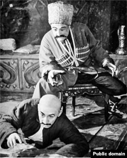 Server Cetereniñ iştiraginen spektakl