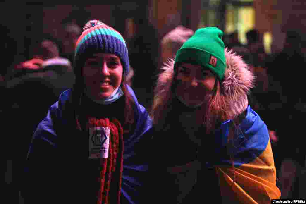 Майданда украин жаштары өзгөчө активдүү болууда.