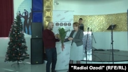 Хабарнигори Радиои Озодӣ дар Хатлон Орзу Карим ҳам барои ширкат дар озмун ситоиш шуд