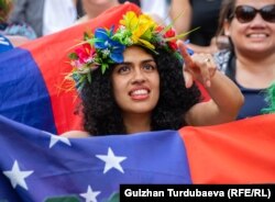 Жаңы Зеландияны колдогон сулуу.