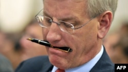 Конфликт грузинского руководства с западными политиками входит в новую фазу. В течение последних дней на имя премьер-министра поступило несколько протестных писем. Среди подписантов – ближайшие союзники страны