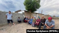 Жители села Кызыл-Орук.