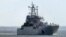 The Kaliningrad large landing ship sets off from the base of Russia's Baltic Fleet in the port of Baltiisk. (file photo)