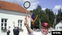 «Новые европейцы» застряли где-то между Берлином и Москвой