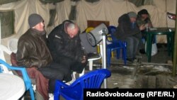 Украина: Үйсүздөр үчүн ачылган чатыр