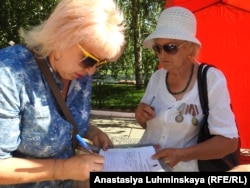 Сбор подписей против пенсионной реформы в Саратове.