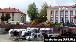 Жыхары чакаюць, калі ж ужо «Дажынкі»