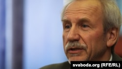 Валер Карбалевіч