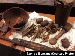 Рештки військового спорядження, знайдені на Полтавщині в місцях, де бійці Південно-Західного фронту проривалися з оточення