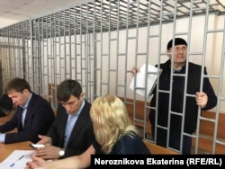 Титиевн кхелан процессехь. Адвокаташ а, бакъонашларъярхо а