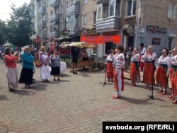 Украінцы віталі песьнямі