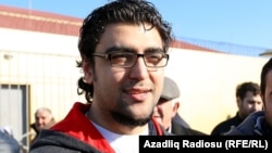 Zaur Qurbanlı həbsdən çıxarkən