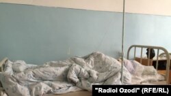 Мафтуна Мурзаева в больничной палате.