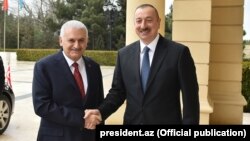 Բինալի Յըլդըրըմը և Իլհամ Ալիևը Բաքվում, արխիվ