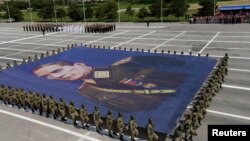 На военном параде в Анкаре, 2013